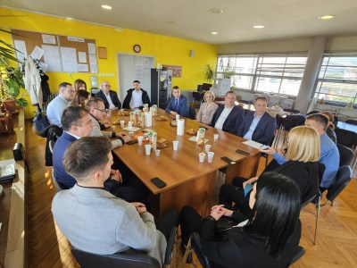 Strukovnu &scaron;kolu Vice Vlatkovića posjetila ministrica obrazovanja, znanosti, kulture i &scaron;porta Županije Zapadnohercegovačke