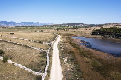 Za projekt &bdquo;Sanacija puteva Kolanjsko blato&ldquo; odobreno 267.884,25 eura