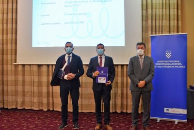 Zadarska županija i ove godine osigurala 54.075 obroka za djecu osnovnih &scaron;kola u riziku od siroma&scaron;tva