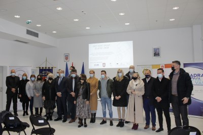 Kroz projekt &bdquo;Ispunite svoju zlatnu dob&ldquo; zaposleno 6 socijalnih asistenata i nabavljena 3 hibridna vozila